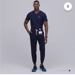 Men's Figs Navy Scrub top and Jogger Pants